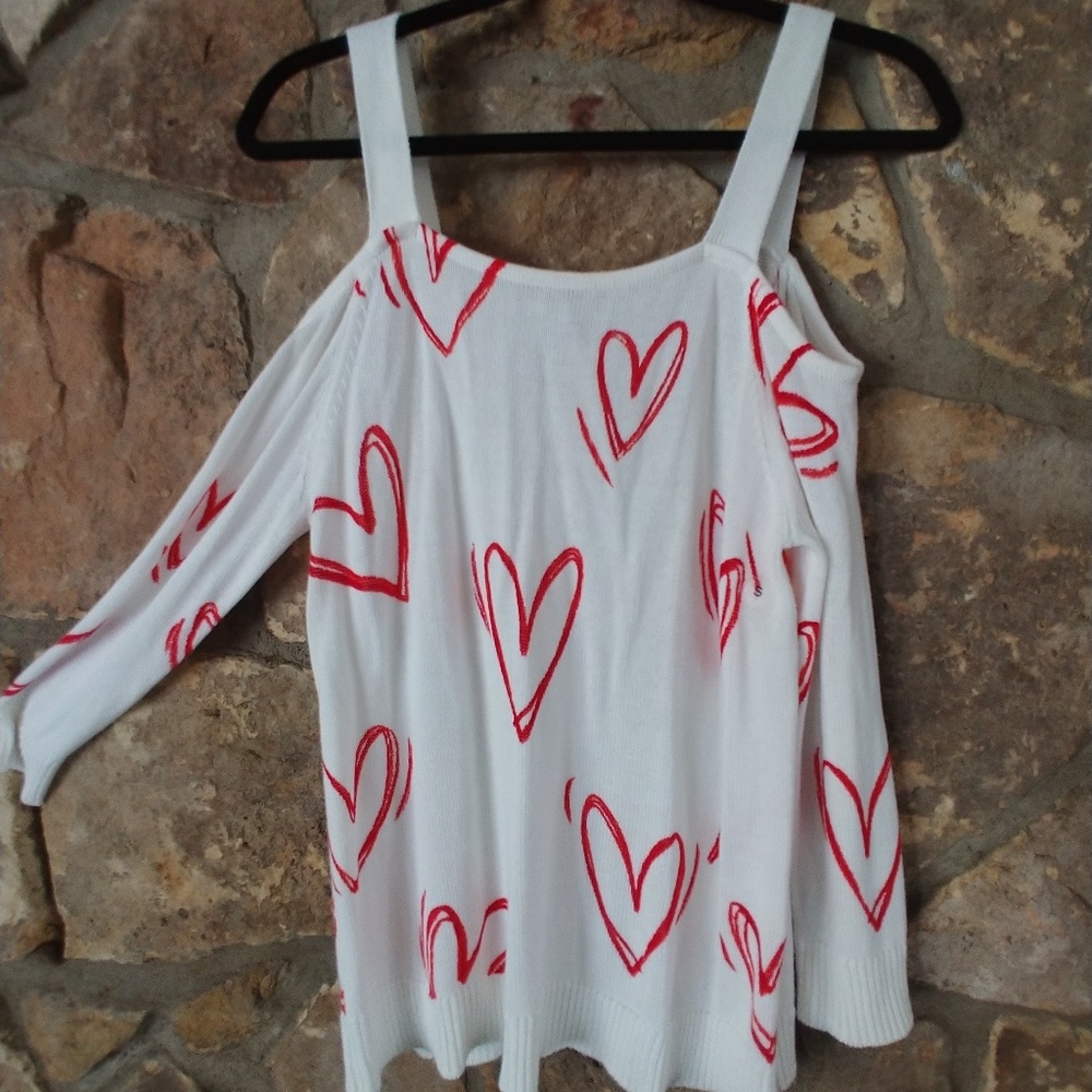 NYC Cold shoulder top crop top.